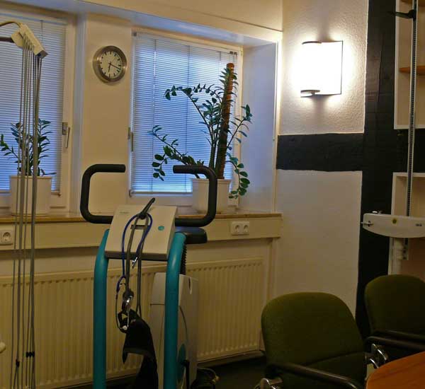 Untersuchungsraum fÃ¼r EKG, Lungenfunktion und Ergometrie